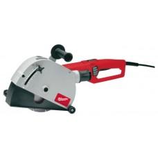 Штроборез MILWAUKEE WCE 65 2300W disc 230mm