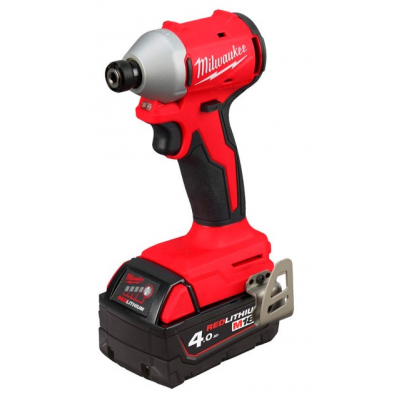 Шуруповерт Milwaukee M18BLIDRC-402C (4933492840)